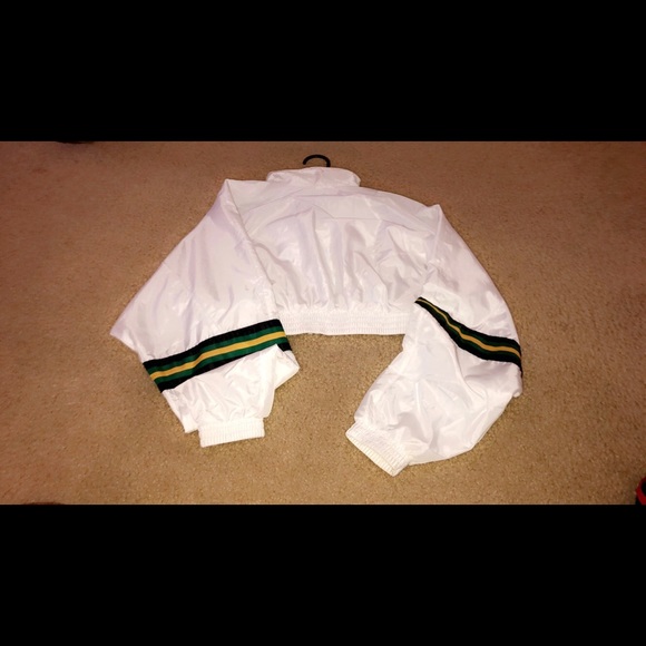 Cropped jacket - Picture 2 of 3